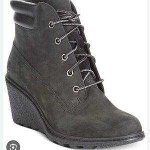 Timberland NEW Black Wedge Boots